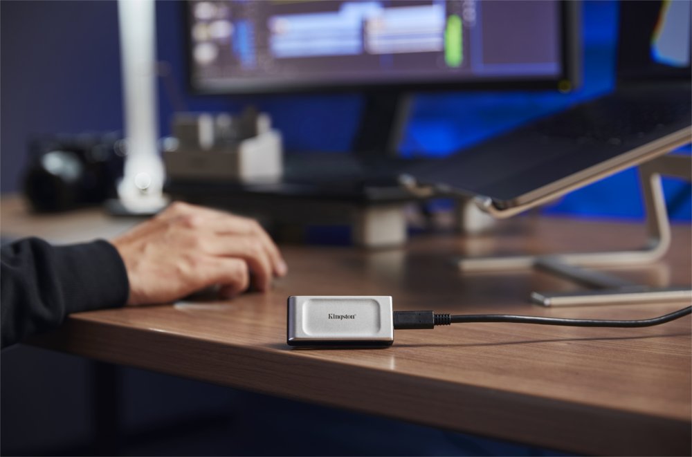 Kingston XS2000 | Externe SSD | 2000GB | USB 3.2 Gen 2x2 | Compact & Snel | Zilver/Zwart 8 Kingston XS2000 | Externe SSD | 2000GB | USB 3.2 Gen 2x2 | Compact & Snel | Zilver/Zwart - Afbeelding 8