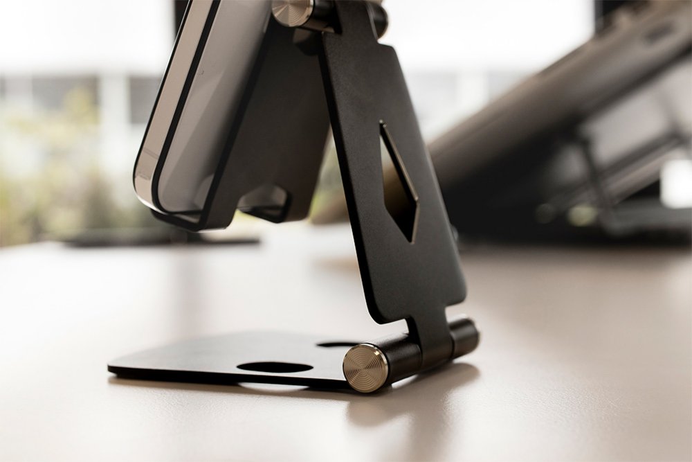 Mobiparts Phone Stand | Verstelbare Telefoonhouder van Metaal | Maat M 5 Mobiparts Phone Stand | Verstelbare Telefoonhouder van Metaal | Maat M - Afbeelding 5