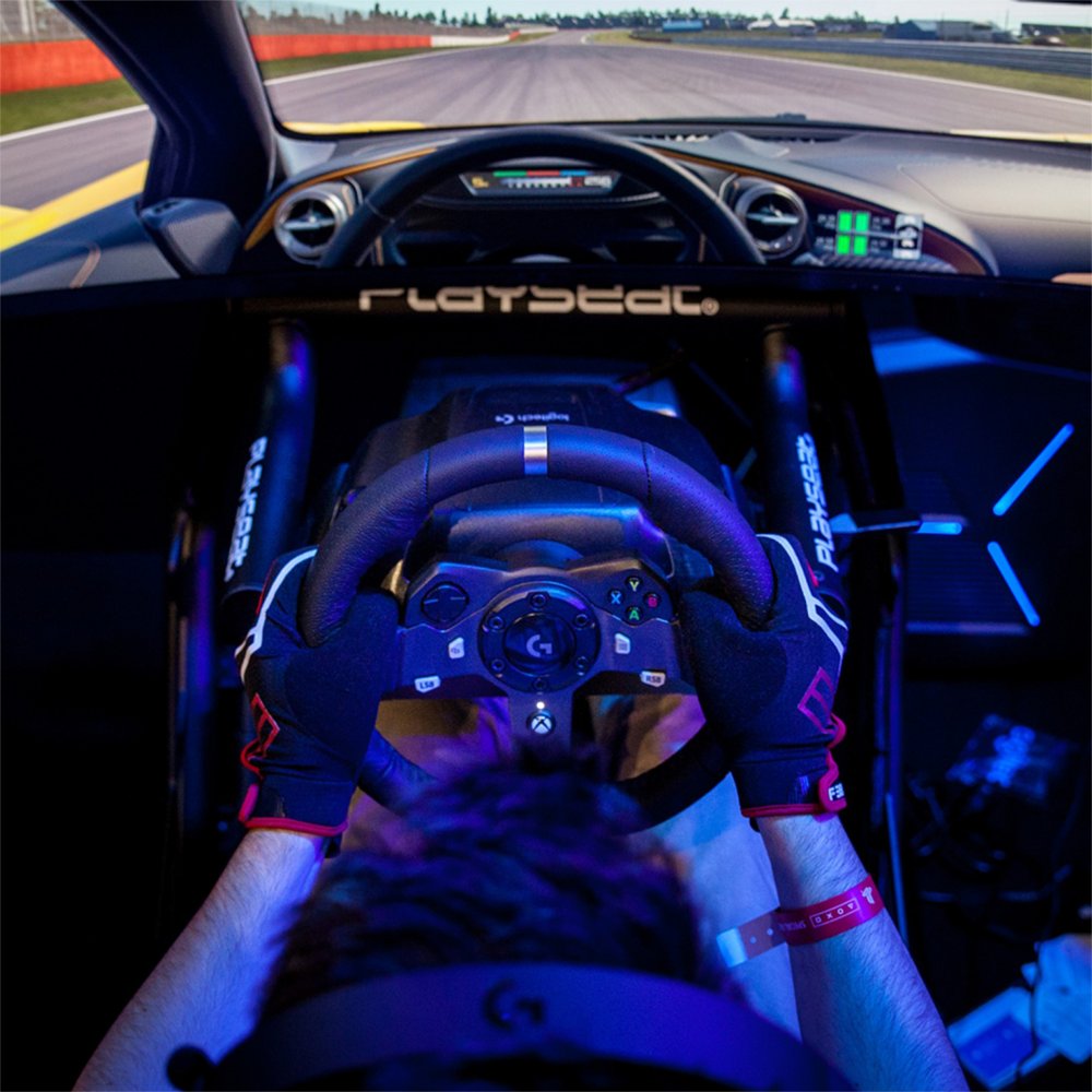 Logitech G920 Driving Force | Racestuur en pedalen | Force Feedback | 900° rotatie | USB 2.0 | Compatibel met Xbox Series X|S, Xbox One en PC | Zwart 11 Logitech G920 Driving Force | Racestuur en pedalen | Force Feedback | 900° rotatie | USB 2.0 | Compatibel met Xbox Series X|S, Xbox One en PC | Zwart - Afbeelding 11