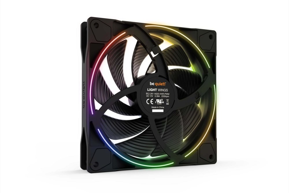 be quiet! Light Wings 140mm PWM High-Speed | 140mm Behuizingsventilator | Zwart | Triple Pack (3 stuks) 4 be quiet! Light Wings 140mm PWM High-Speed | 140mm Behuizingsventilator | Zwart | Triple Pack (3 stuks) - Afbeelding 4