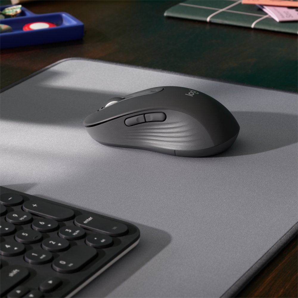 Logitech Signature M650 for Business | Draadloze Muis | Rechtshandig | RF + Bluetooth | 4000 DPI | Grafiet 4 Logitech Signature M650 for Business | Draadloze Muis | Rechtshandig | RF + Bluetooth | 4000 DPI | Grafiet - Afbeelding 4