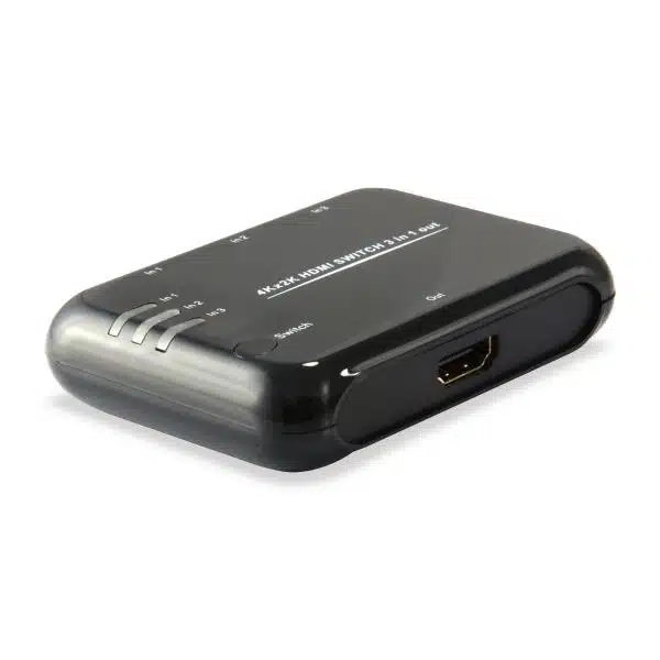 Equip 332721 HDMI 1.4 Switch 3x1, HDMI, Plastic, Black, IR, 7.1-CH, DTS-HD, Dolby TrueHD 1 Equip 332721 HDMI 1.4 Switch 3x1, HDMI, Plastic, Black, IR, 7.1-CH, DTS-HD, Dolby TrueHD