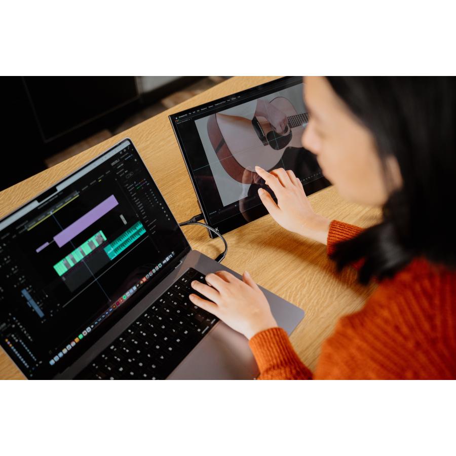 Verbatim 32239 Portable Touchscreen Monitor Ultra HD 4K, 17.3", 3840 x 2160p, IPS, LED, 400 cd/m² 2 Verbatim 32239 Portable Touchscreen Monitor Ultra HD 4K, 17.3", 3840 x 2160p, IPS, LED, 400 cd/m² - Afbeelding 2