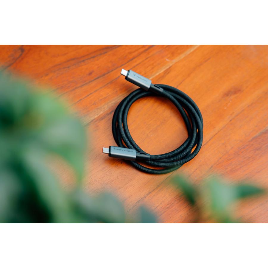 Verbatim 31847 Sync & Charge USB C to USB C 240W, USB4 Gen 2x2, 40 Gbit/s, USB Type-C, 1.2 m, Black 5 Verbatim 31847 Sync & Charge USB C to USB C 240W, USB4 Gen 2x2, 40 Gbit/s, USB Type-C, 1.2 m, Black - Afbeelding 5